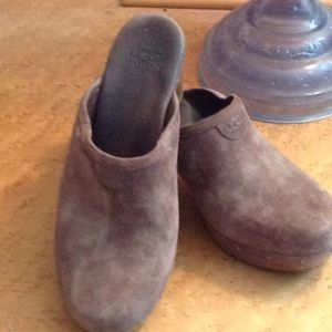 Ugg Suede Clogs